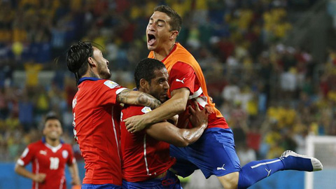 Soi kèo ngày 17/6: Tài hiệp 2 và bàn thắng muộn trận Chile – Nhật Bản